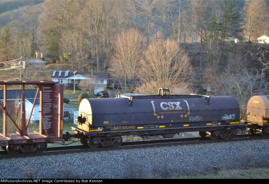 CSXT 493415